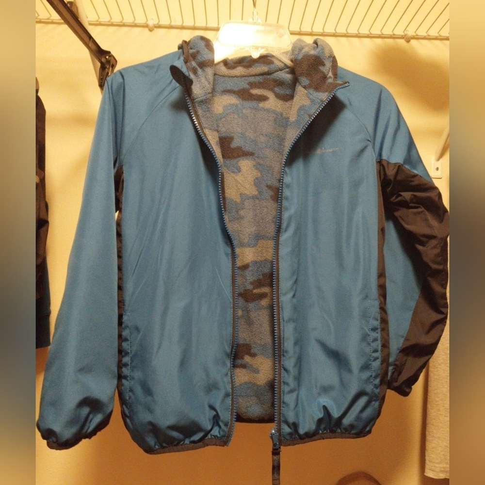 Eddie Bauer Outdoor Reversible and Cozy Boy's Jacket/Windbreaker
